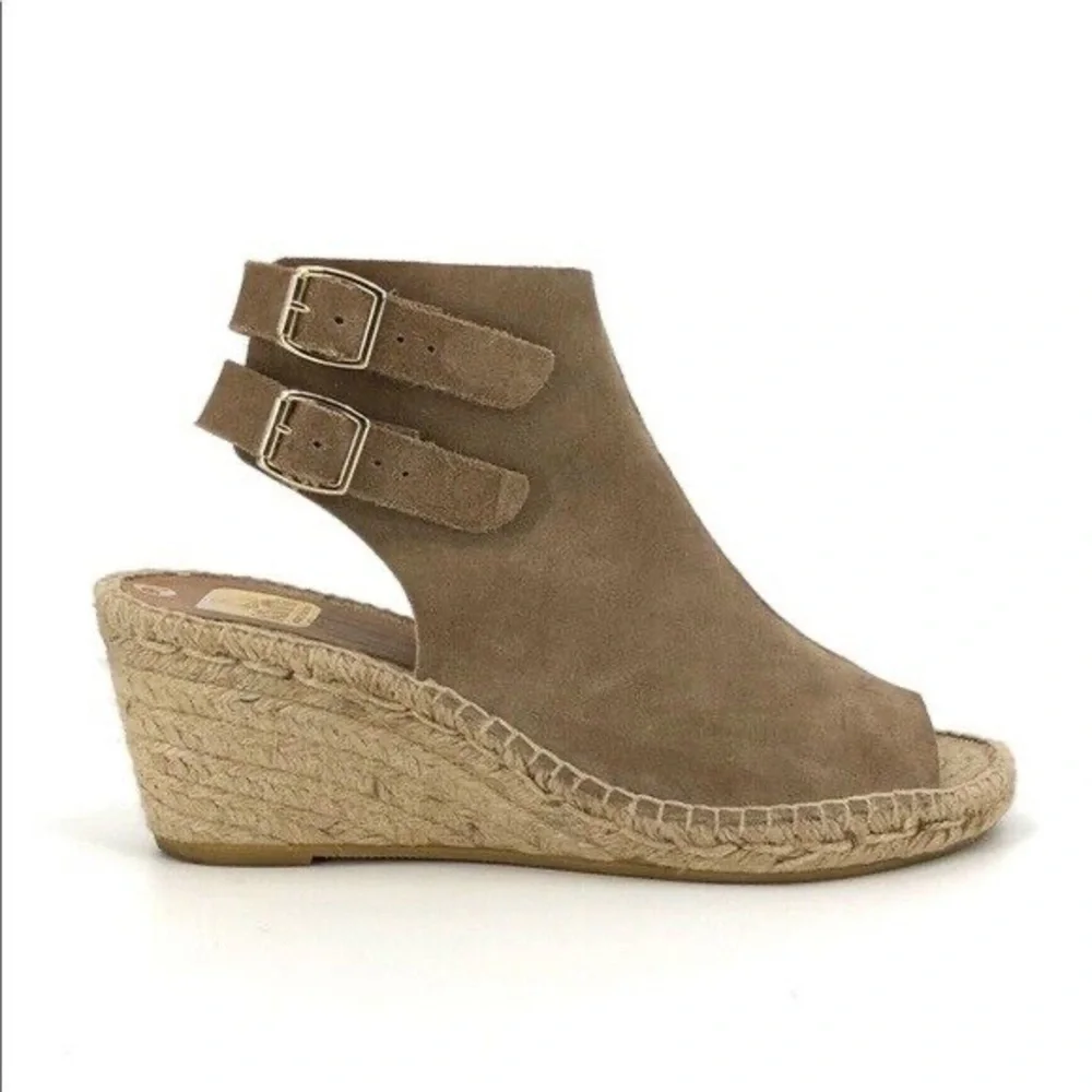 EUC - Kanna Suede Espadrille Peep Toe Wedges - Size 7.5